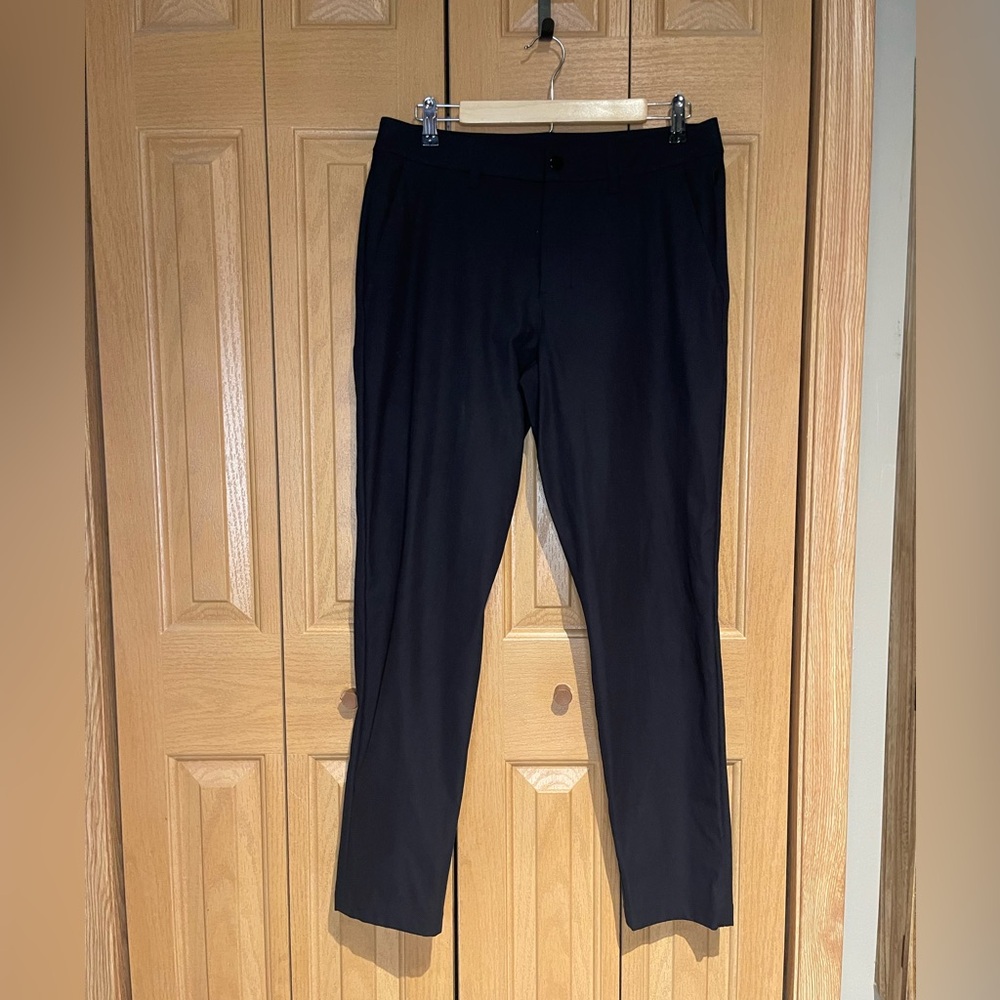 Men's Lululemon Straight Leg dress Pants
